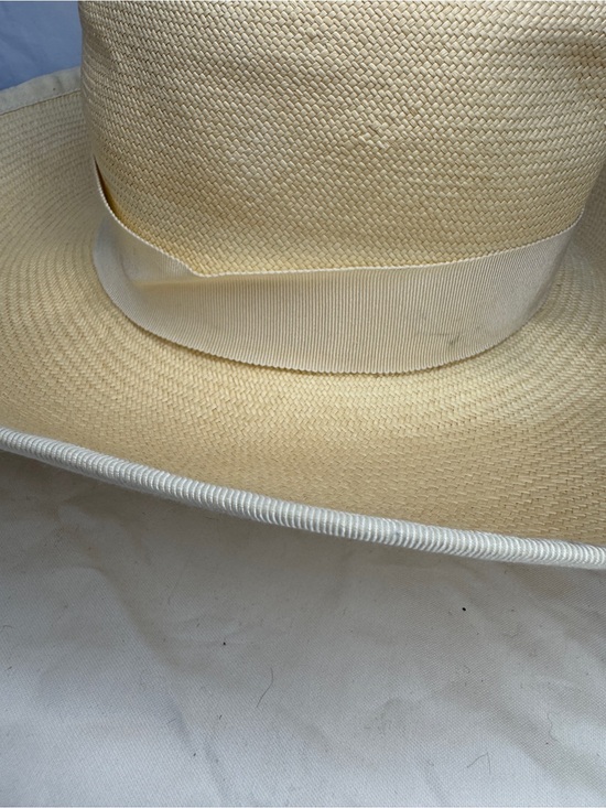 100% Capri Classic Wide-Brim Straw Hat with Ribbon - Cream